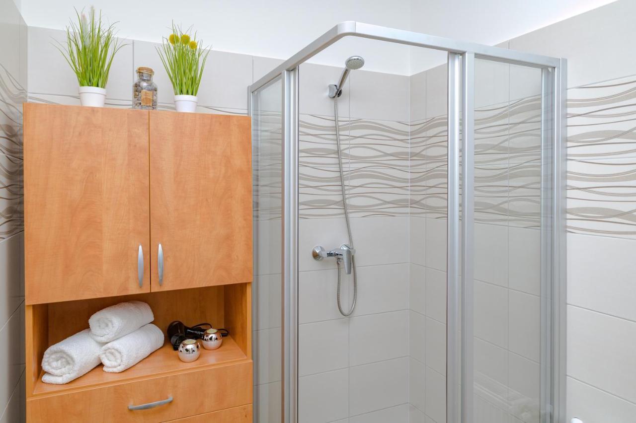 Illes Apartmanok Ii. Hajdúszoboszló 外观 照片