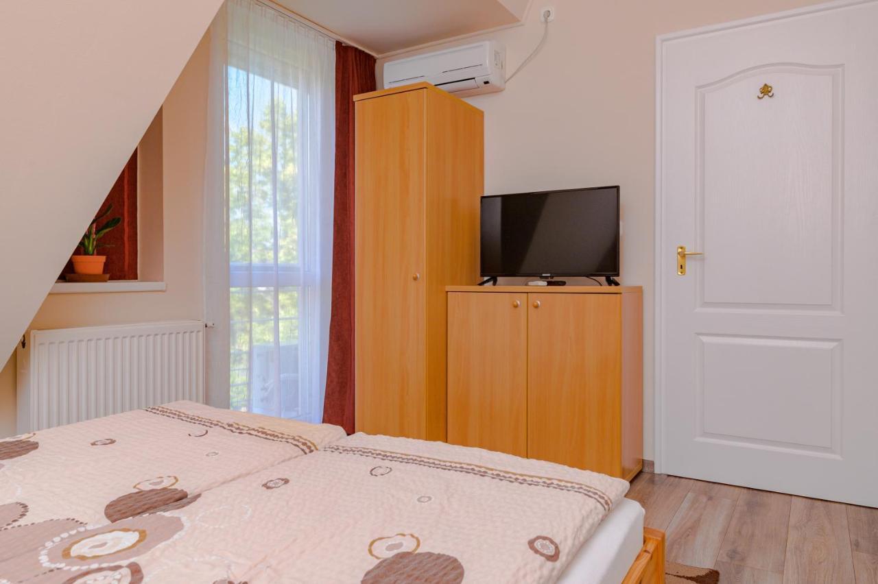 Illes Apartmanok Ii. Hajdúszoboszló 外观 照片